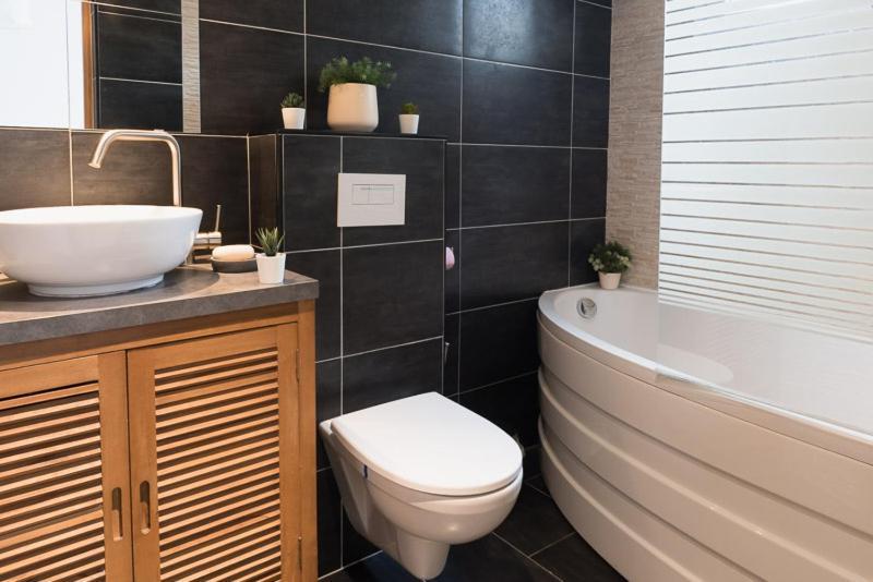 Charming One-Of-A-Kind Apartment. Saint-Ouen  Ngoại thất bức ảnh